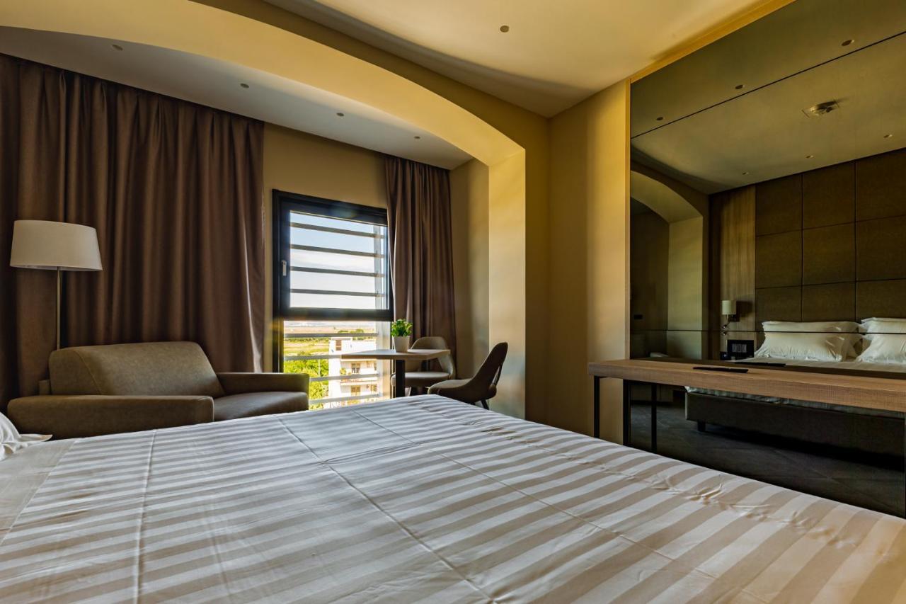 Salina Hotel Taranto Exterior photo
